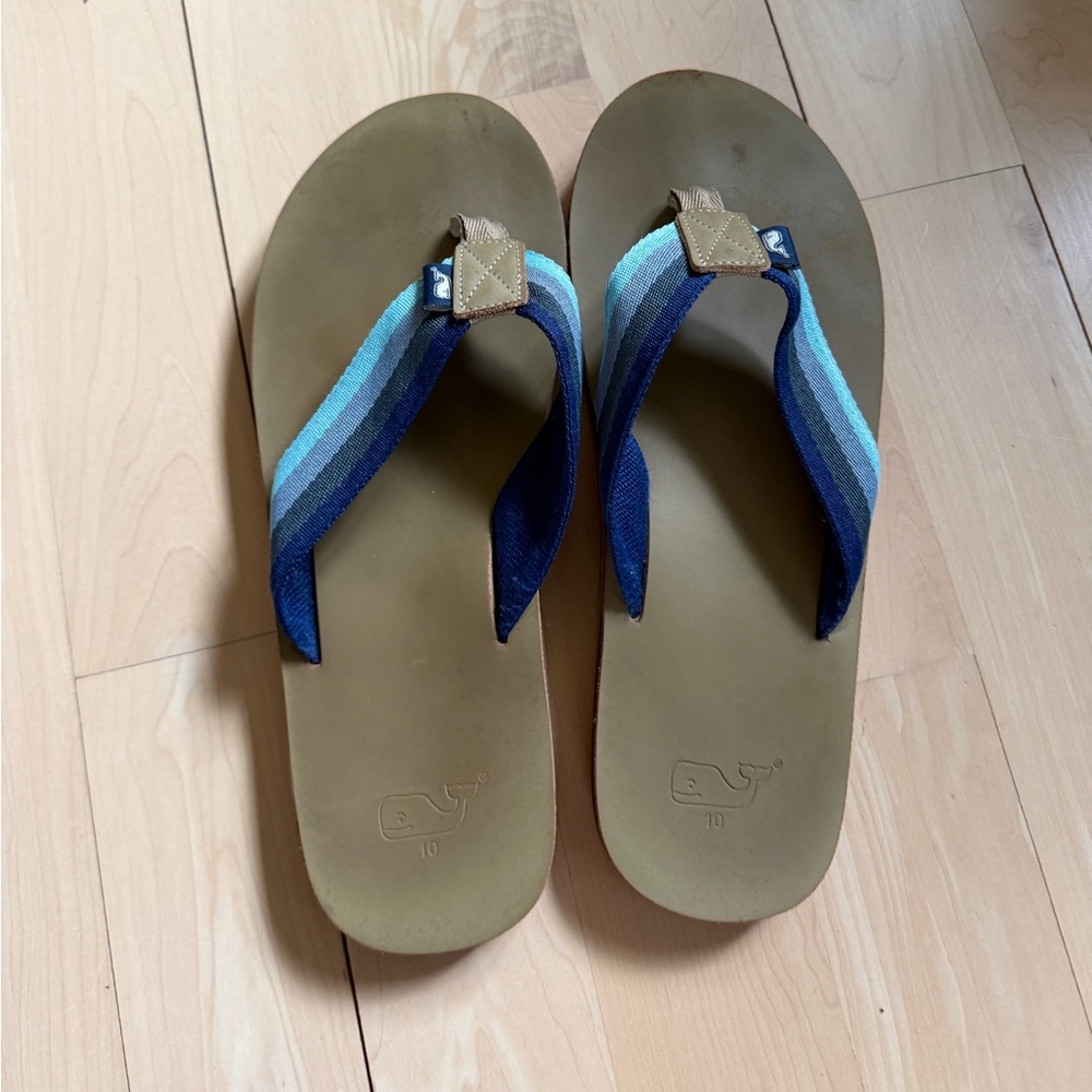 Vineyard Vines Blue and Tan Flip-Flops Men’s